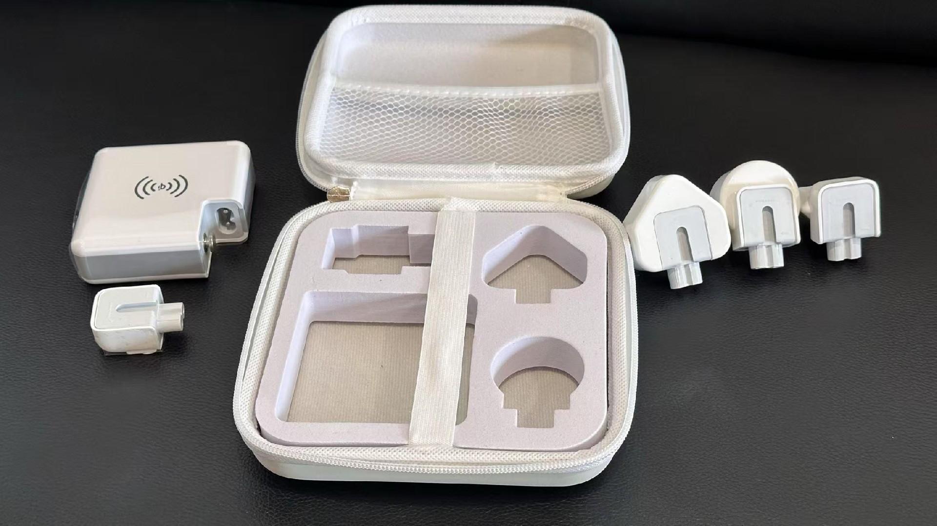 International Travel Set